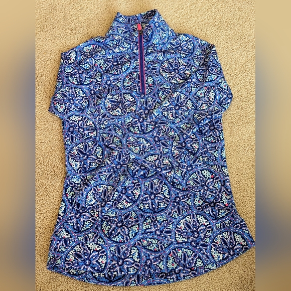 Vineyard Vines Tops - Vineyard vines women's xxs sand dollar long sleeve quarter zip